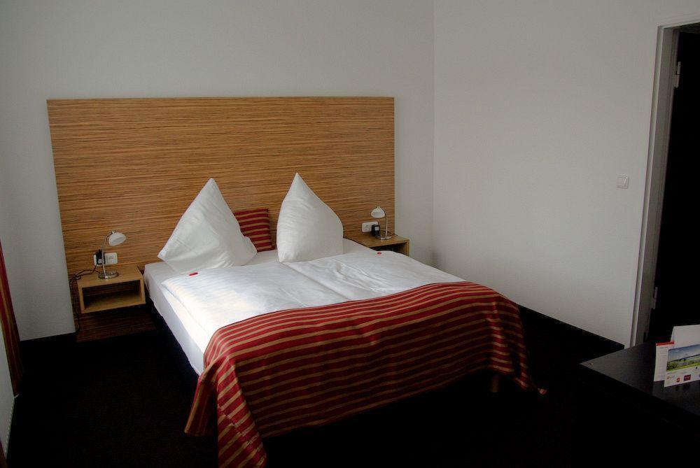 דיסבורג Hotel Sittardsberg מראה חיצוני תמונה