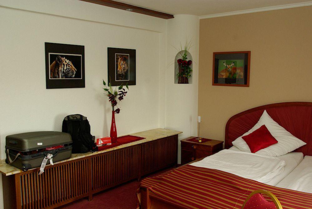 דיסבורג Hotel Sittardsberg מראה חיצוני תמונה